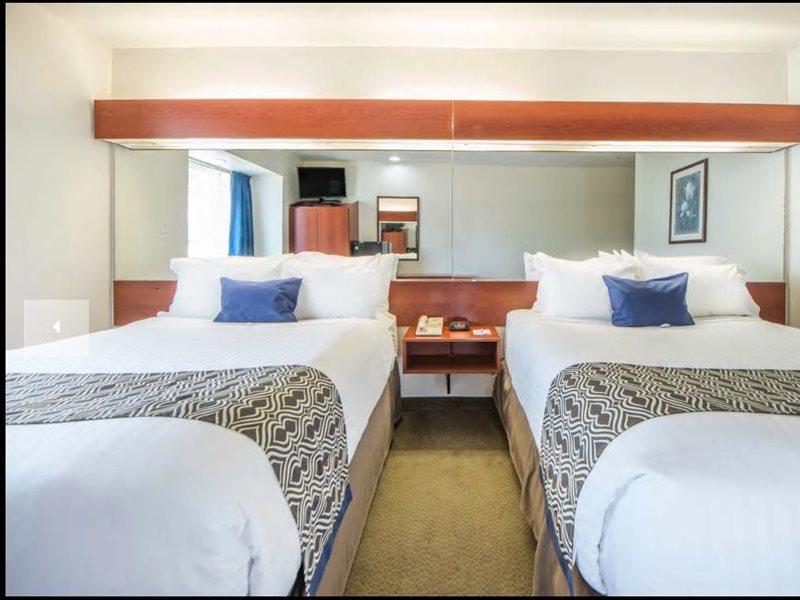 Microtel Inn And Suites By Wyndham Miami Ok Zewnętrze zdjęcie