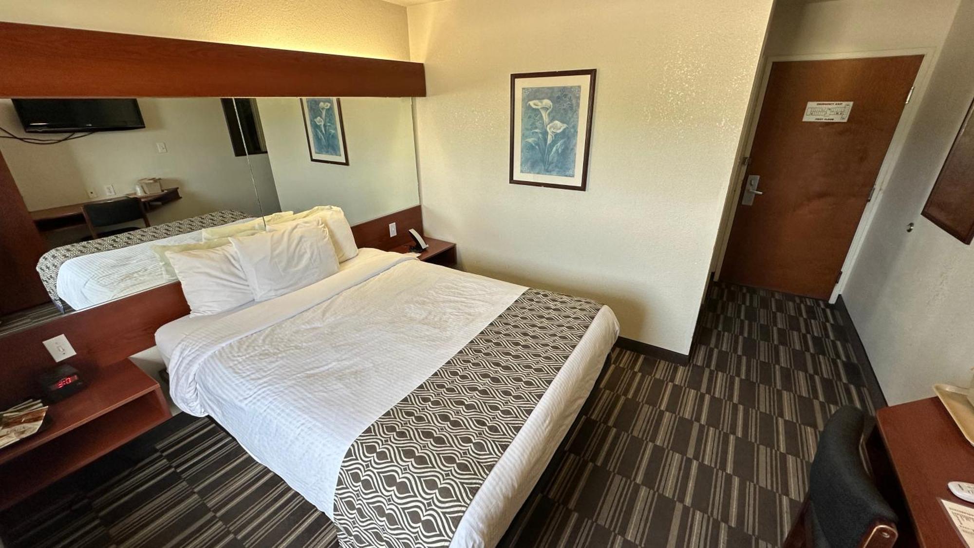 Microtel Inn And Suites By Wyndham Miami Ok Zewnętrze zdjęcie