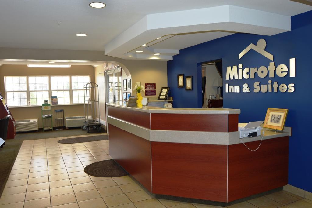 Microtel Inn And Suites By Wyndham Miami Ok Zewnętrze zdjęcie